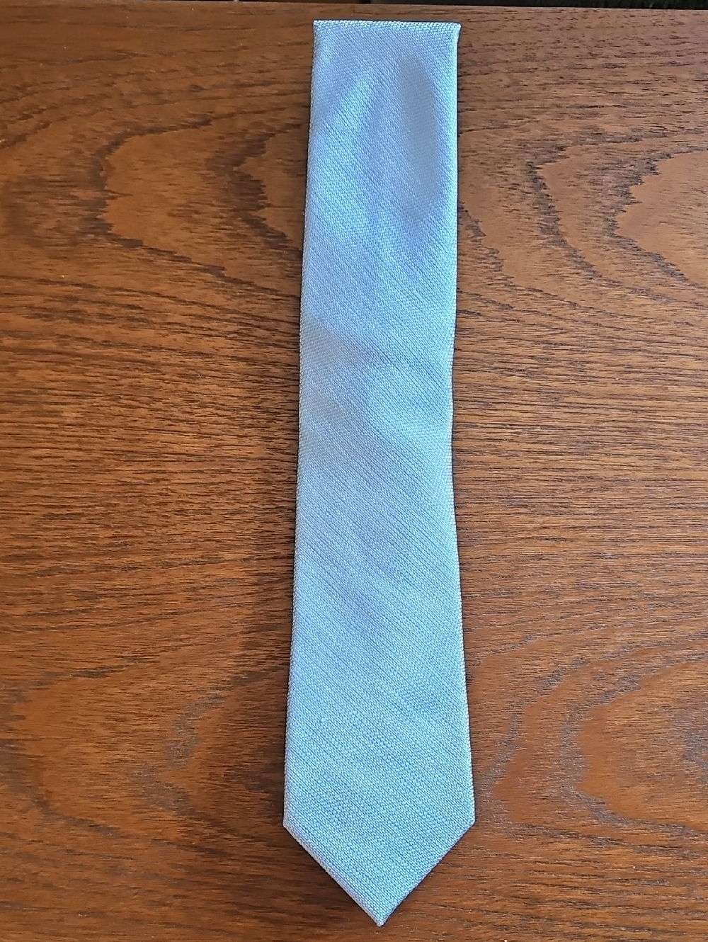 **NWT** Ligh Blue Calvin Klein Silk Tie Blend